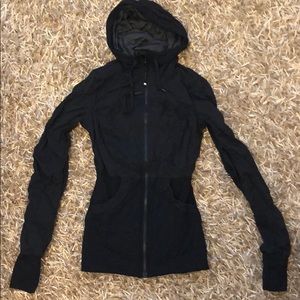 lululemon size 4 zip up